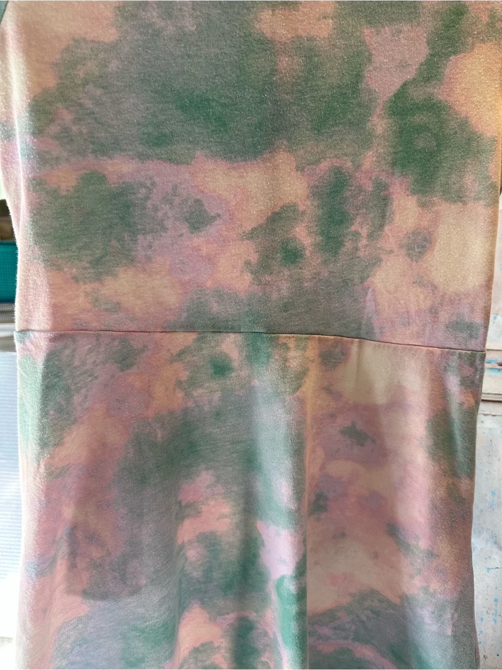 Girls size extra large 14 through 16 tie-dye cloud pattern